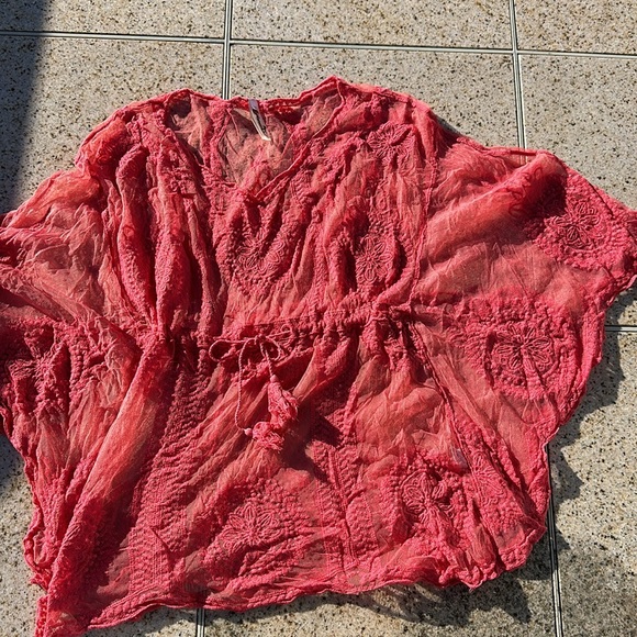 Shoreline, Size L/XL, Coral Batwing Top - Picture 3 of 6